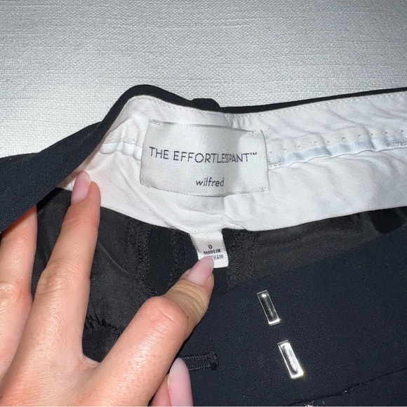 Aritzia The Effortless Pant - Picture 5 of 5